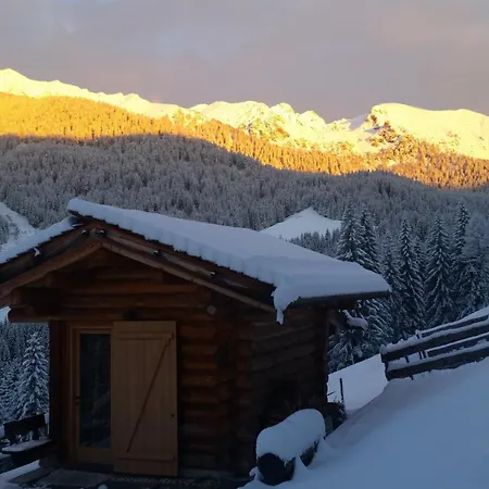 Nel Doch Cheia Hotel *